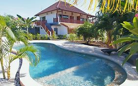 Coco Breeze Spa Hotel